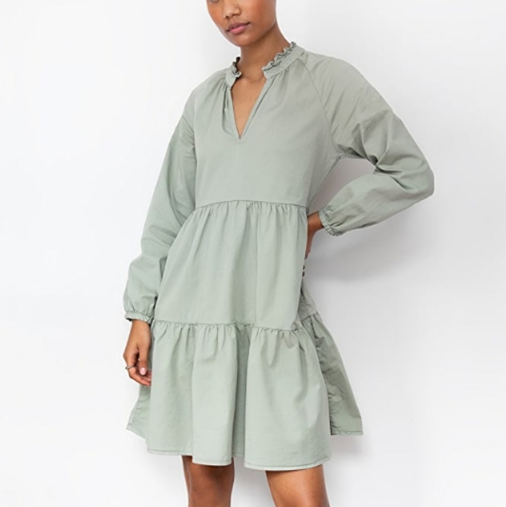 Sundry Tiered Panel Dress Eucalyptus Sz Large NWT